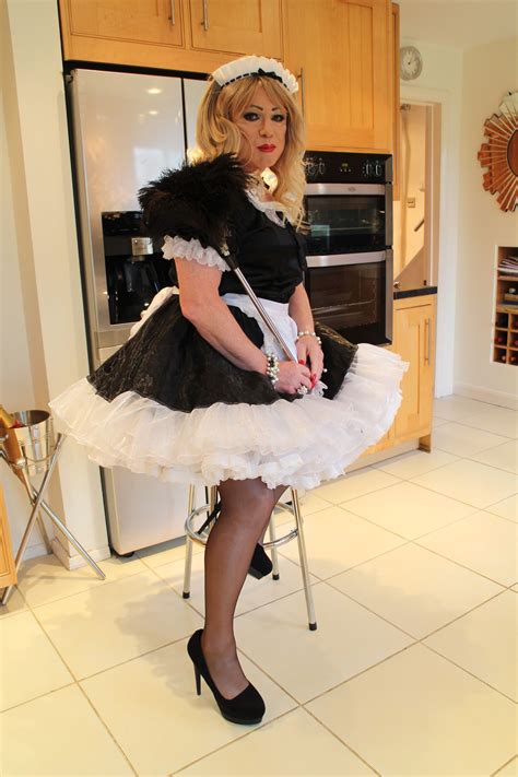 sissy maid